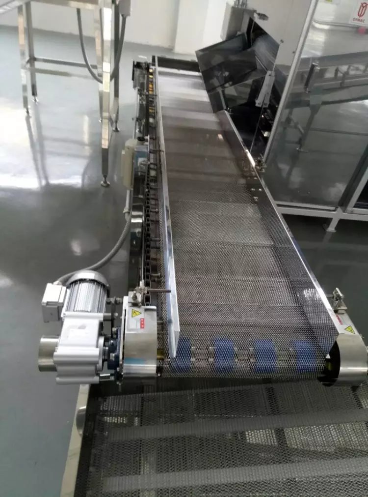 水平的金屬網帶輸送機